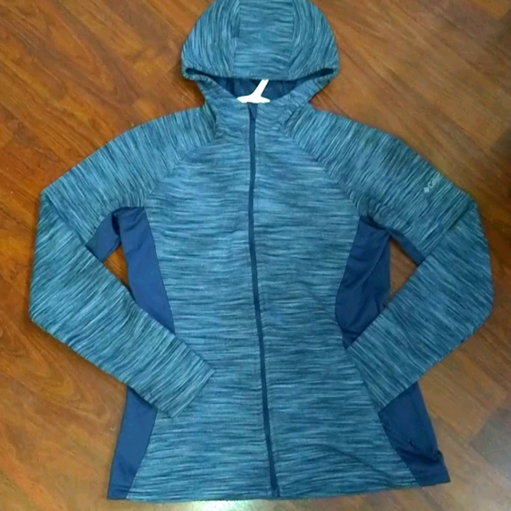 Columbia sweater